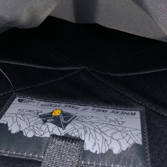 North face backpack - Picture 7 of 8